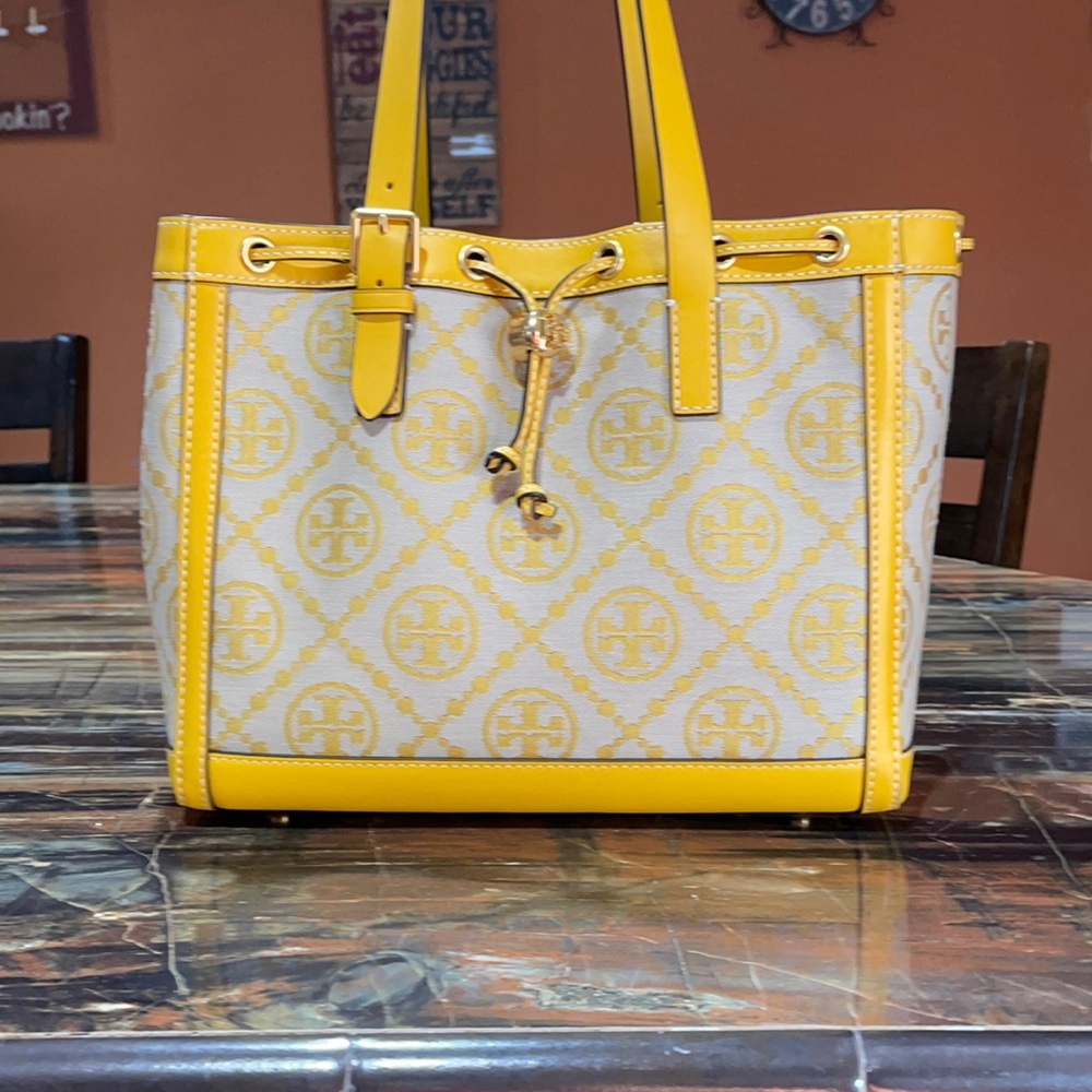 T Monogram Jacquard small tote bag in goldfinch